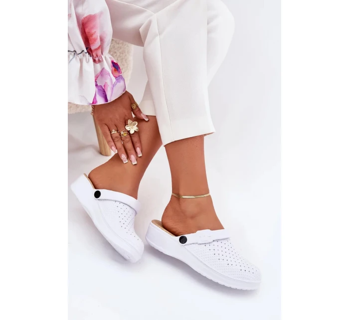 Dámské pěnové pantofle typu clogs Faylina – bílé