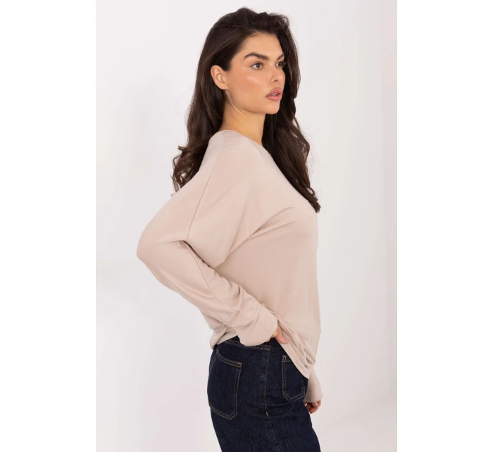 Halenka model 222425 Relevance Halenka model 222425 Relevance