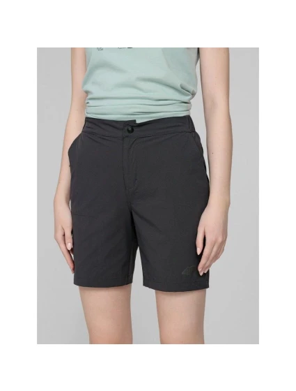 Dámské trekingové šortky 4F H4L22-SKDTR062-22S Dámské trekingové šortky 4F H4L22-SKDTR062-22S