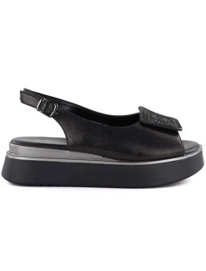 Dámské sandály na silné platformě černé Potocki SZ12590