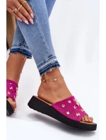 Dámské Zamszové Pantofle S Fuchsie model 21697716 - VINCEZA