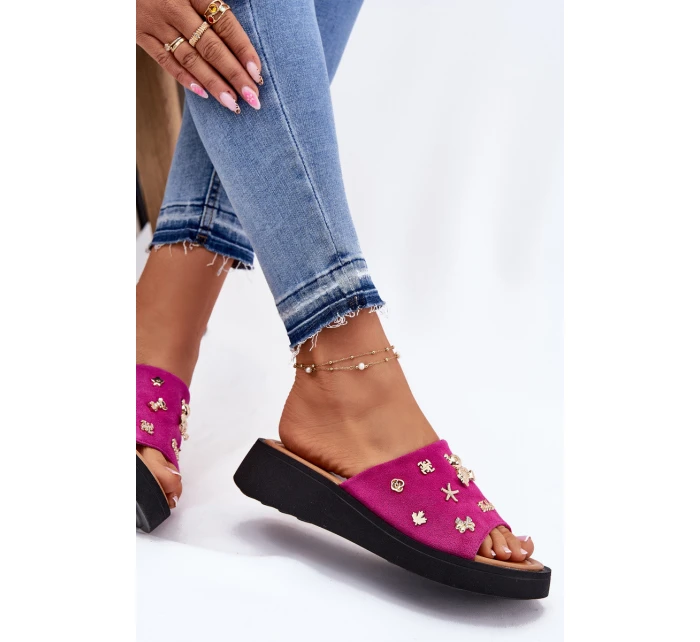 Dámské Zamszové Pantofle S Fuchsie model 21697716 - VINCEZA