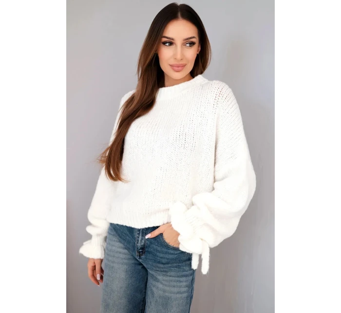 Dámský svetr s příměsí mohairu s model 21857677 pletením a ozdobnými rukávy ecru - K-Fashion