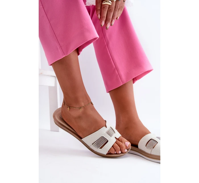 Pohodlné Lesklé Dámské Žabky model 21664635 Bílé - Inblu