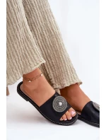 Dámské Pantofle Na Plochém Podpatku S Ozdobou model 21696758 Černé - S.Barski