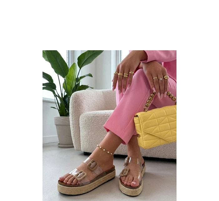 Klapky na platformě model 226571 Solea Klapky na platformě model 226571 Solea