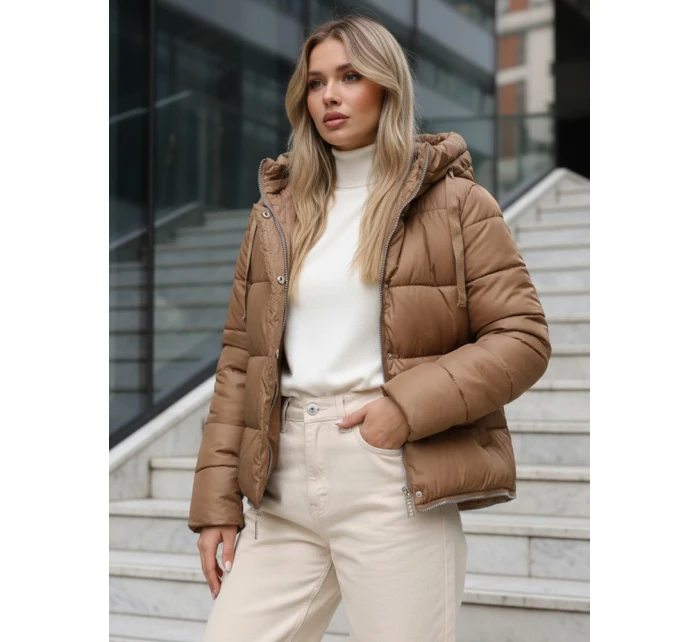 Dámská zimní dlouhá velbloudí bunda Dstreet model 21991791 - FashionStreet Dámská zimní dlouhá velbloudí bunda Dstreet model 21991791 - FashionStreet