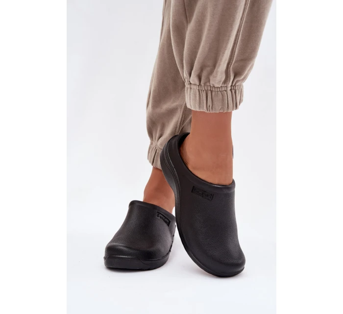 Pěnové pantofle SD4097 černé - Parissa Pěnové pantofle SD4097 černé - Parissa