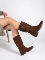 Klasické hnědé dámské kozačky na širokém podpatku Klasické hnědé dámské kozačky na širokém podpatku
