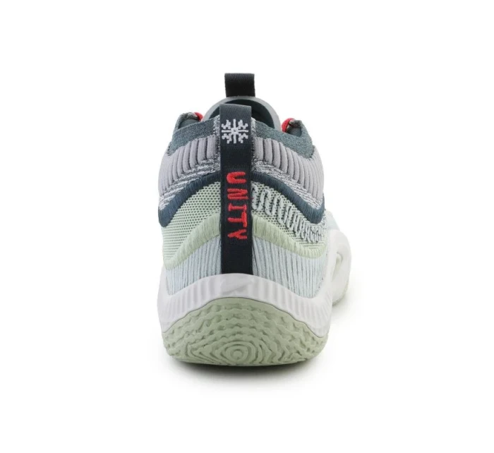 Boty Cosmic 3 M model 20533113 - NIKE Boty Cosmic 3 M model 20533113 - NIKE