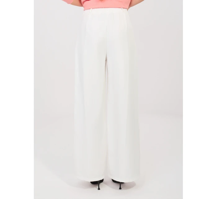 Spodnie IT SP  ecru model 22013818 - FPrice