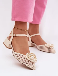 Dámské sandály na klínku s ozdobným detailem světle béžové model 21937537 - Boto