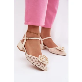 Dámské sandály na klínku s ozdobným detailem světle béžové Vionessa