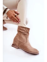 Módní Semišové Boty Na Klínu Béžove model 21600779 - S.Barski Módní Semišové Boty Na Klínu Béžove model 21600779 - S.Barski