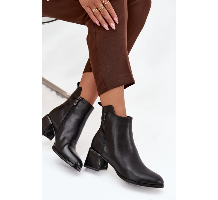 Dámské kožené kotníkové boty na podpatku vyhřívané černé model 21711915 - Boto