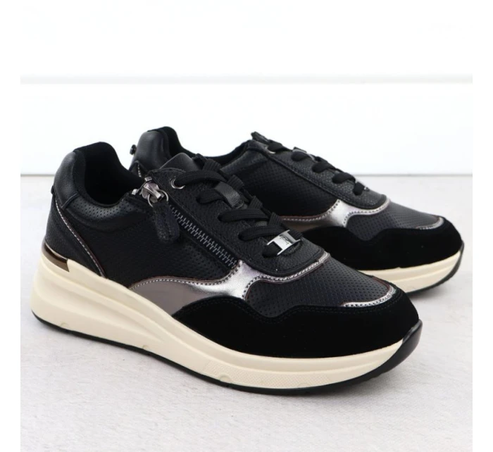 Dámské kožené polobotky  v černé barvě model 21905442 - FILIPPO