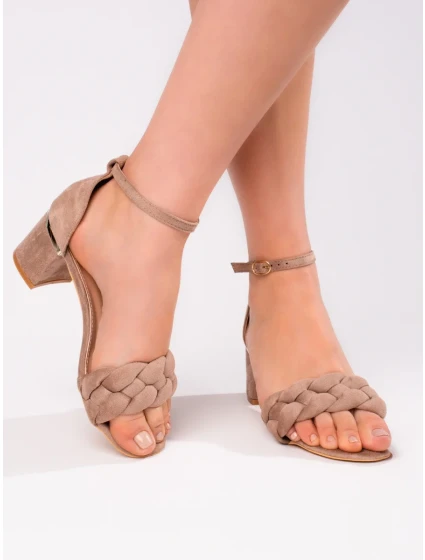 Trendy sandály dámské hnědé na širokém podpatku Trendy sandály dámské hnědé na širokém podpatku