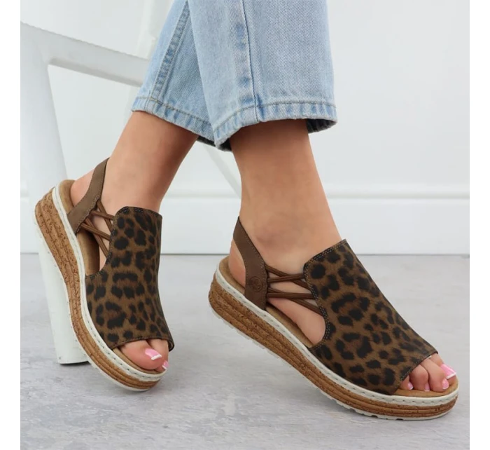 Dámské sandály na platformě s leopardím vzorem v béžové barvě Rieker 62741-90