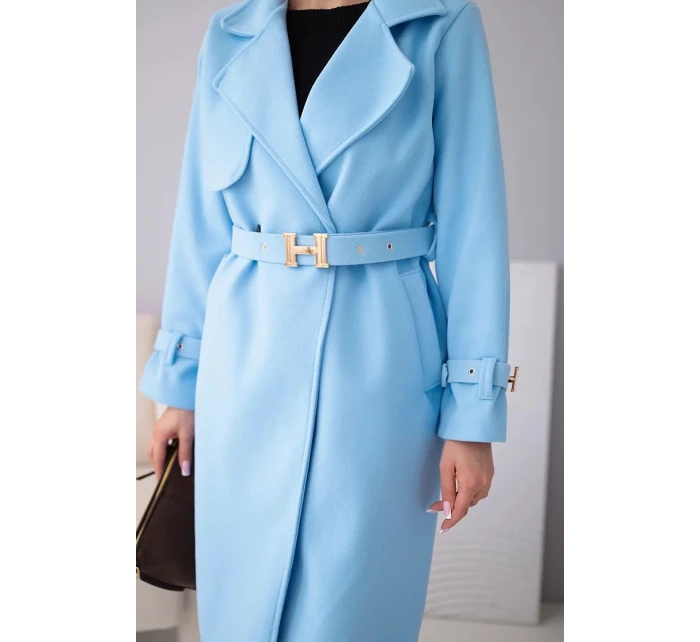 Dámský kabát s páskem a zlatými přezkami modrý