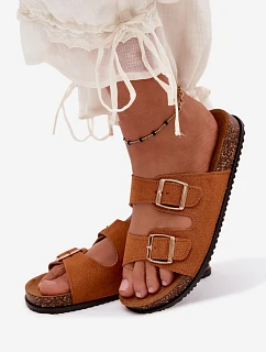 Dámské pantofle s přezkami Camel model 22275142 - Boto