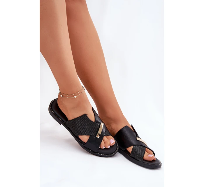 Dámské Pantofle Na Plochém Podpatku S Ozdobným Detalem model 21697192 Černé - VINCEZA Dámské Pantofle Na Plochém Podpatku S Ozdobným Detalem model 21697192 Černé - VINCEZA