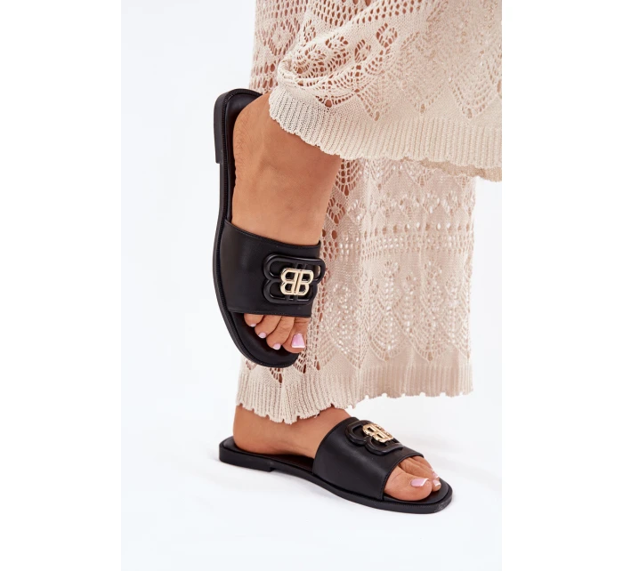 Ploché Dámské Pantofle S Dekorativním Detalem Černé model 21699571 - Boto Ploché Dámské Pantofle S Dekorativním Detalem Černé model 21699571 - Boto