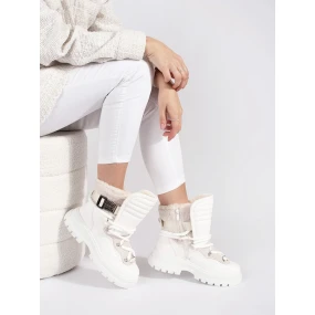 Pěkné dámské  sněhule bílé platforma