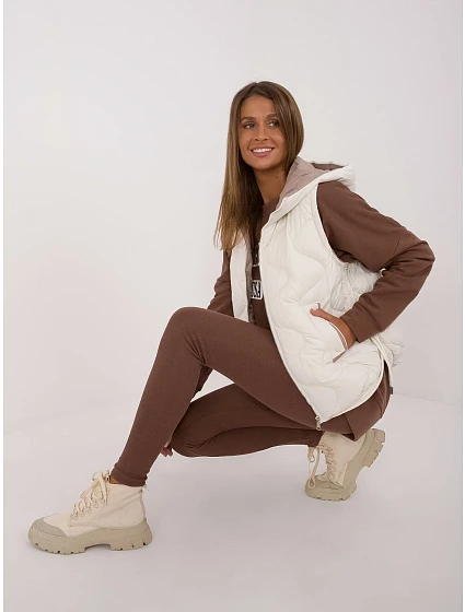 Kamizelka MBM KZ model 22208294 ecru - FPrice Kamizelka MBM KZ model 22208294 ecru - FPrice