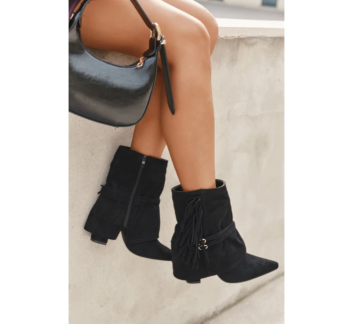 Dámské Kotníkové Boty S A Zlatými Přezkami model 21709054 - Boto Dámské Kotníkové Boty S A Zlatými Přezkami model 21709054 - Boto