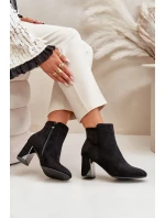 Zateplené Kotníkové Boty Na Podpatku S Zrcadlovým Prvkem Černé Silvare Zateplené Kotníkové Boty Na Podpatku S Zrcadlovým Prvkem Černé Silvare