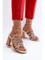 Dámské zdobené sandály na podpatku D&A model 21660315 růžové - S.Barski Dámské zdobené sandály na podpatku D&A model 21660315 růžové - S.Barski