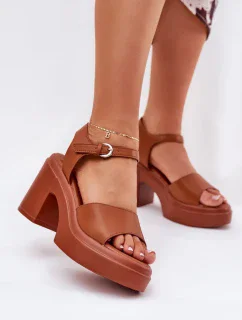 Sandály na podpatku  model 209923 Step in style