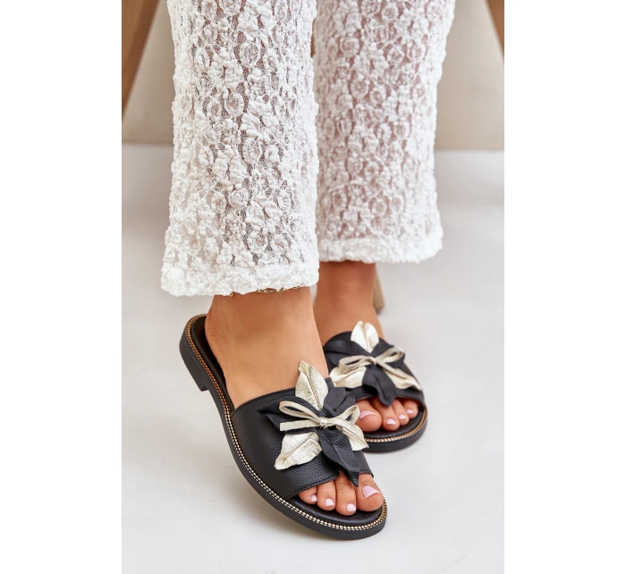 Pantofle S Dekorací Přírodní Kůže Zazoo model 21682375 Černé - Boto Pantofle S Dekorací Přírodní Kůže Zazoo model 21682375 Černé - Boto