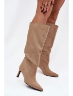 Dámské kozačky z eko semiše na jehlovém podpatku Phelin – béžové Dámské kozačky z eko semiše na jehlovém podpatku Phelin – béžové