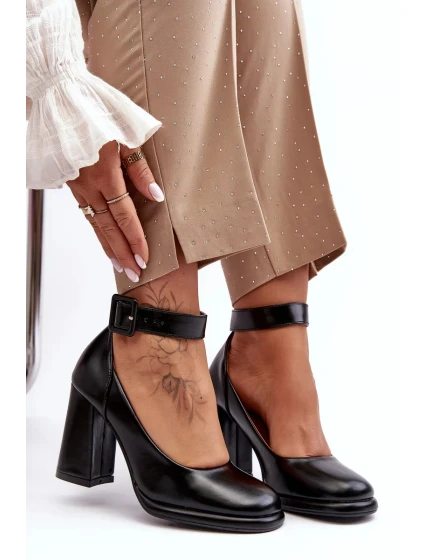 Lodičky na vysokém podpatku s přezkou, černá Idovana Lodičky na vysokém podpatku s přezkou, černá Idovana