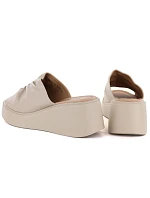 Dámské kožené žabky na platformě beige Vinceza 66949