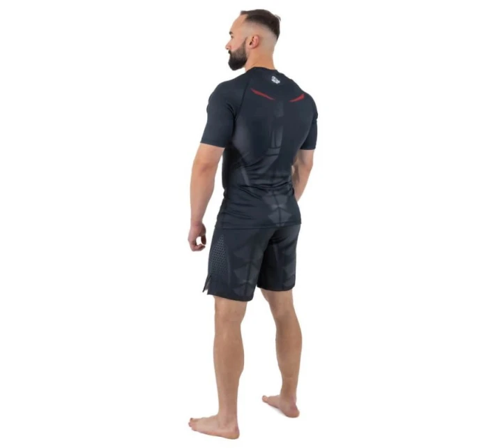 Kompresní tričko "Snake" Rashguard je vyrobeno z materiálu DBX MORE DRY M