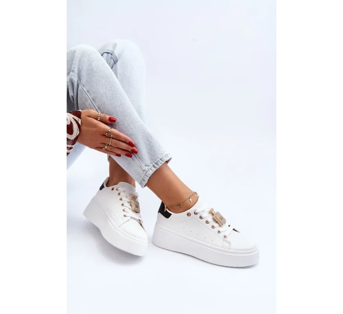 Bílé dámské tenisky s ozdobou Celedria Bílé dámské tenisky s ozdobou Celedria