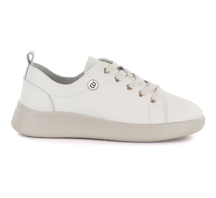 Dámské béžové kožené polobotky Vinceza 41508 dámské