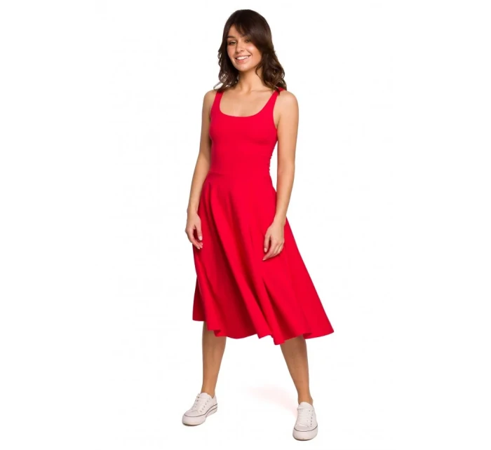 B218 Přiléhavé šaty bez rukávů - černé