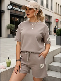 Dámská viskózová souprava s motýlem a šortkami v barvě moka FashionStreet AY1193