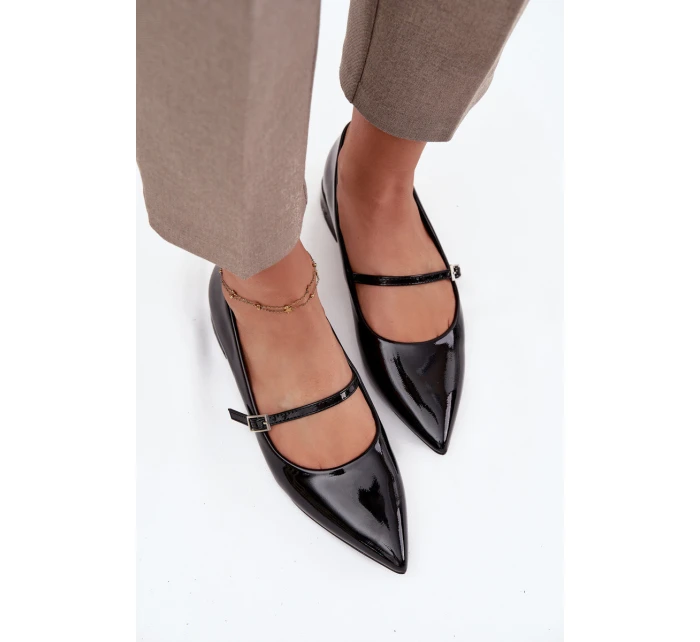 Lakované baleríny na jemném podpatku s páskem Černé Isvella Lakované baleríny na jemném podpatku s páskem Černé Isvella