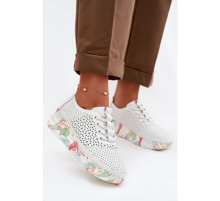 Semišové Ažurové Dámské Polobotky model 22074685 Béžové - VINCEZA Semišové Ažurové Dámské Polobotky model 22074685 Béžové - VINCEZA