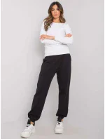 Souprava RV KMPL 7338.07X bílá a černá Souprava RV KMPL 7338.07X bílá a černá