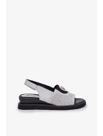 Dámské sandály na klínu – stříbrné Isnnoria