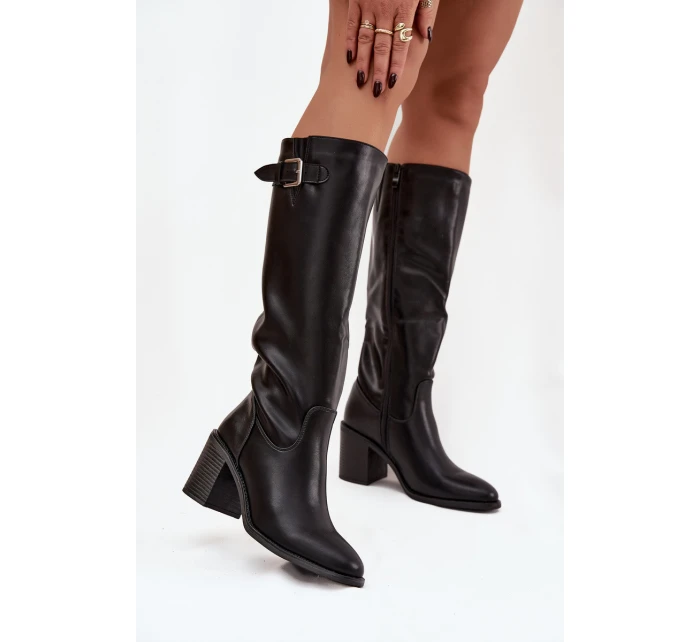 Dámské kozačky na podpatku s přezkou černé model 21744576 - Boto
