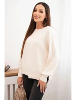 Dámský viskózový svetr s dlouhým rukávem a rozparkem po model 21410308 béžový - K-Fashion Dámský viskózový svetr s dlouhým rukávem a rozparkem po model 21410308 béžový - K-Fashion