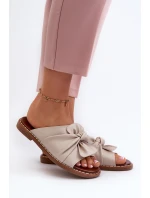 Dámské sandály na ploché podrážce béžové model 21658396 - Boto Dámské sandály na ploché podrážce béžové model 21658396 - Boto