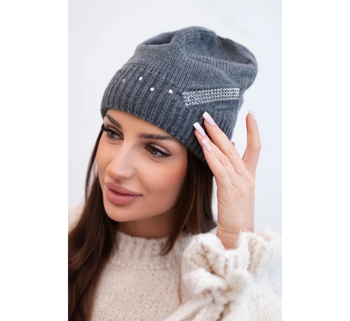 Dámská zimní vlněná čepice s ozdobnými krystalky K399 černá