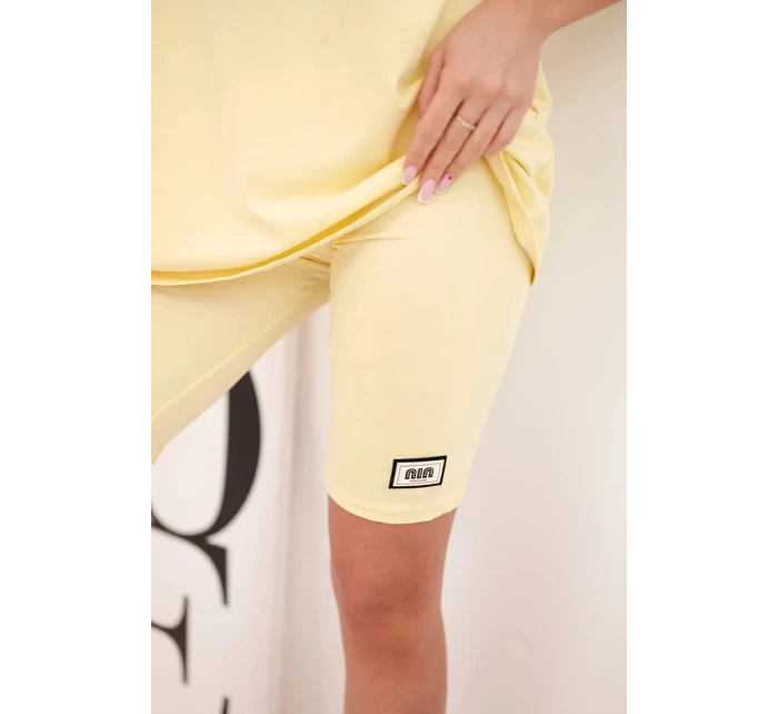 Dámský bavlněný komplet s krátkým rukávem a šortkami žlutý Dámský bavlněný komplet s krátkým rukávem a šortkami žlutý